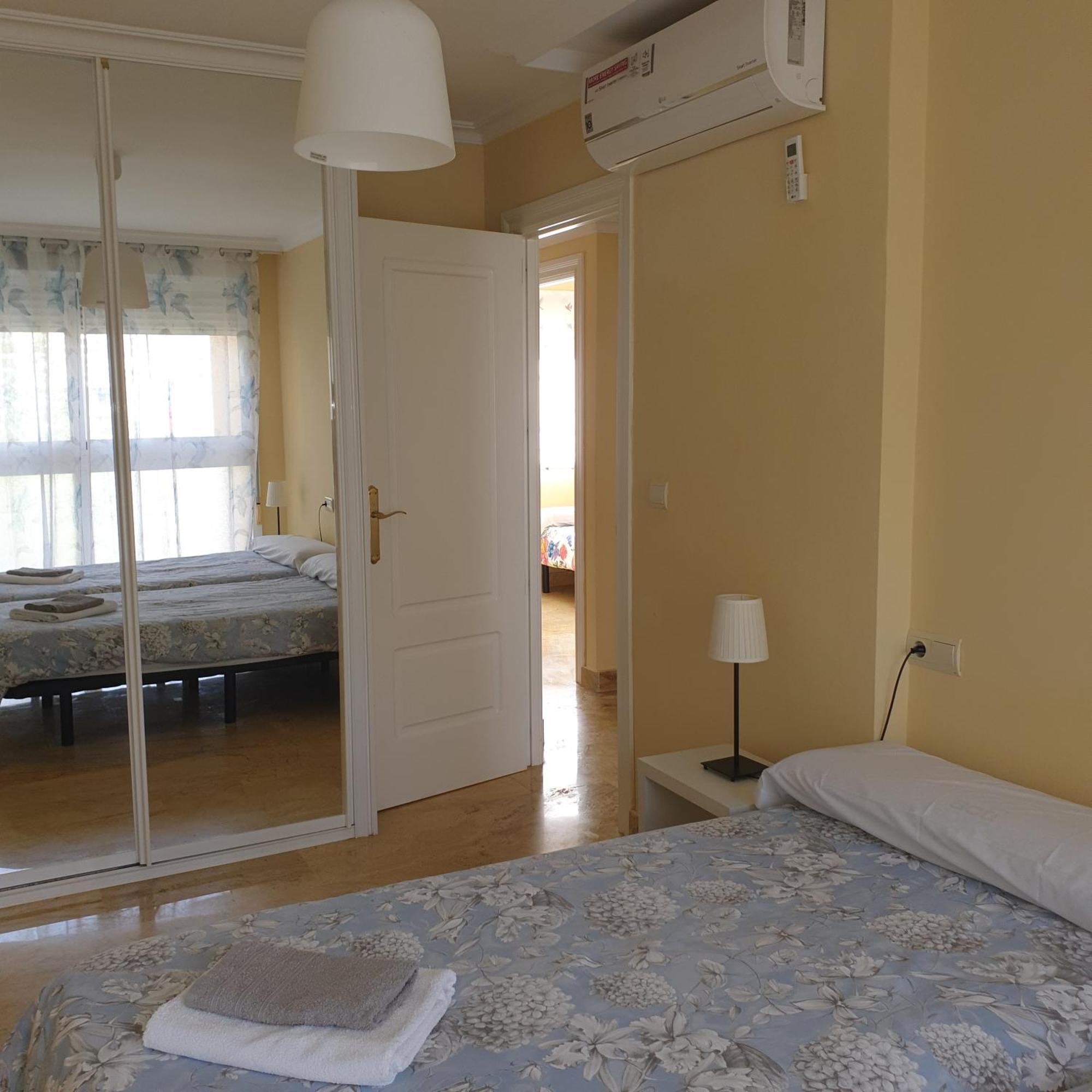 Casa Puig Campana Con Barbacoa Daire Benidorm Oda fotoğraf